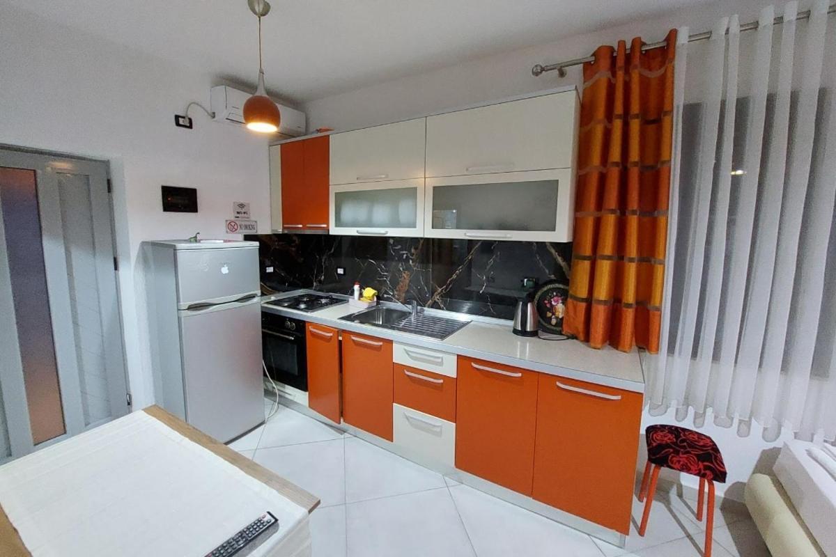 Villa Heljos Apartaments Влёра Экстерьер фото