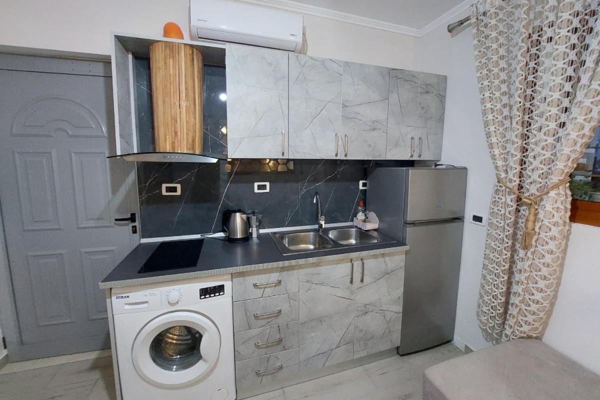 Villa Heljos Apartaments Влёра Экстерьер фото