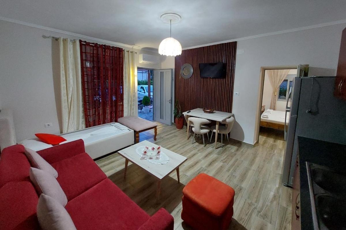 Villa Heljos Apartaments Влёра Экстерьер фото