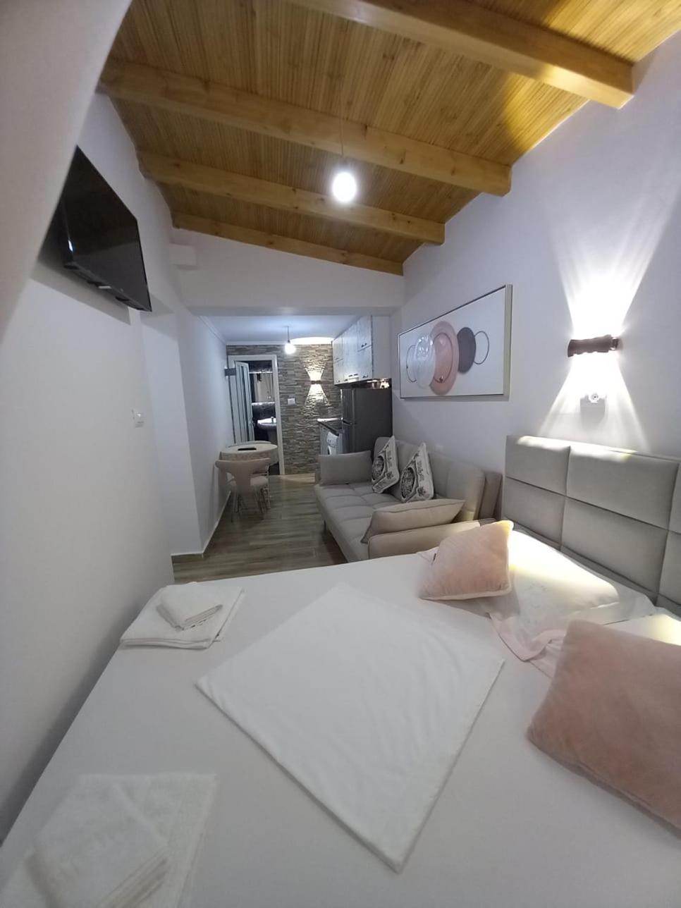 Villa Heljos Apartaments Влёра Экстерьер фото