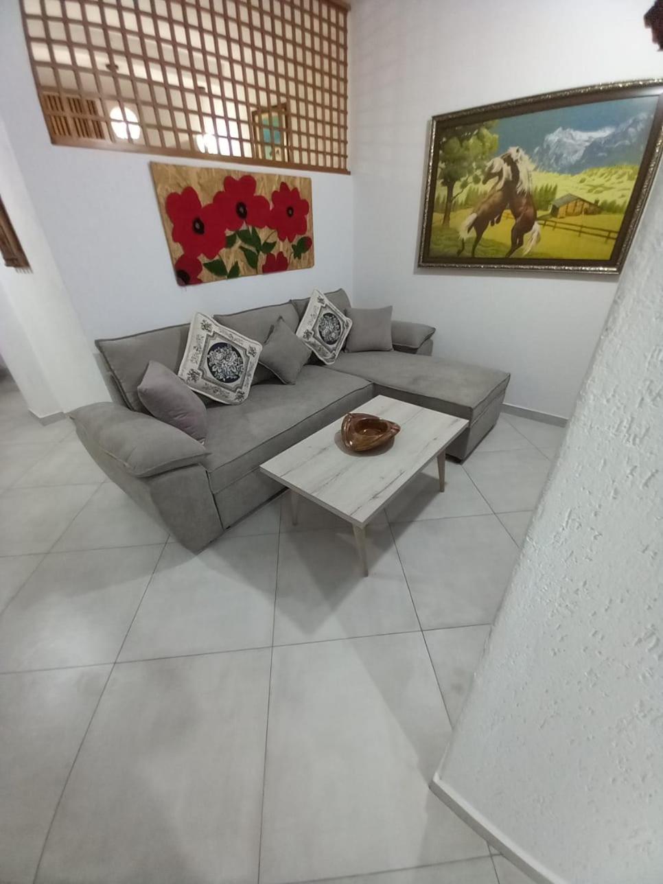 Villa Heljos Apartaments Влёра Номер фото