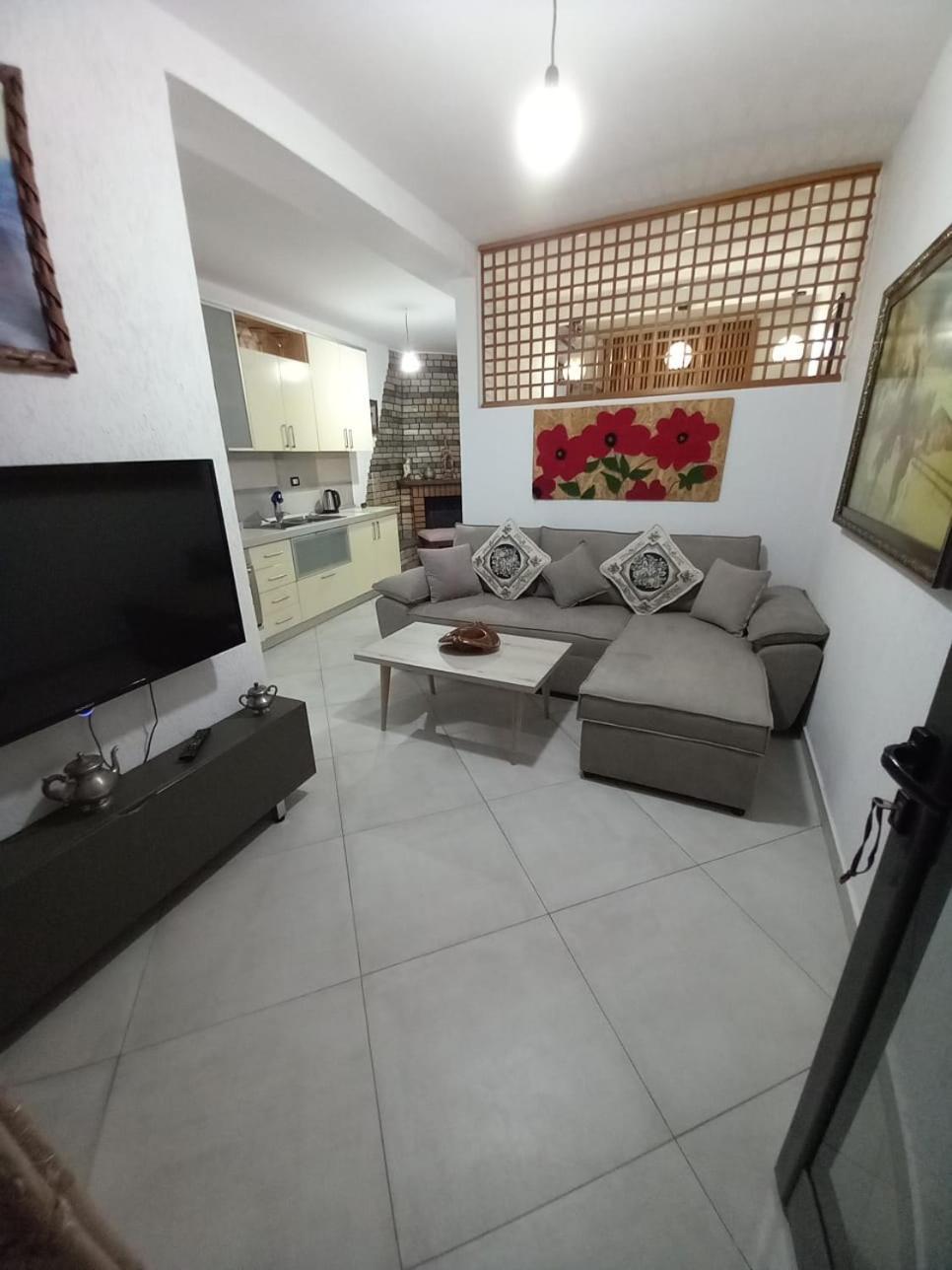Villa Heljos Apartaments Влёра Экстерьер фото
