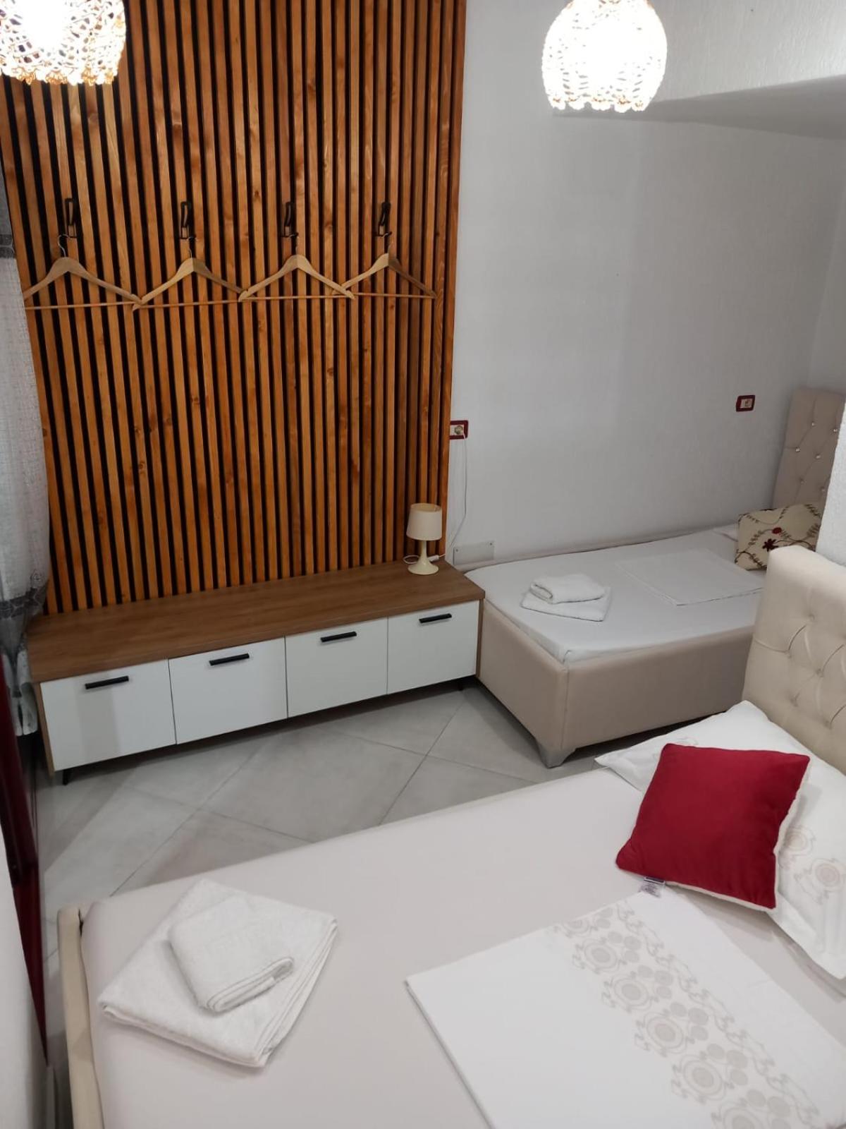 Villa Heljos Apartaments Влёра Экстерьер фото