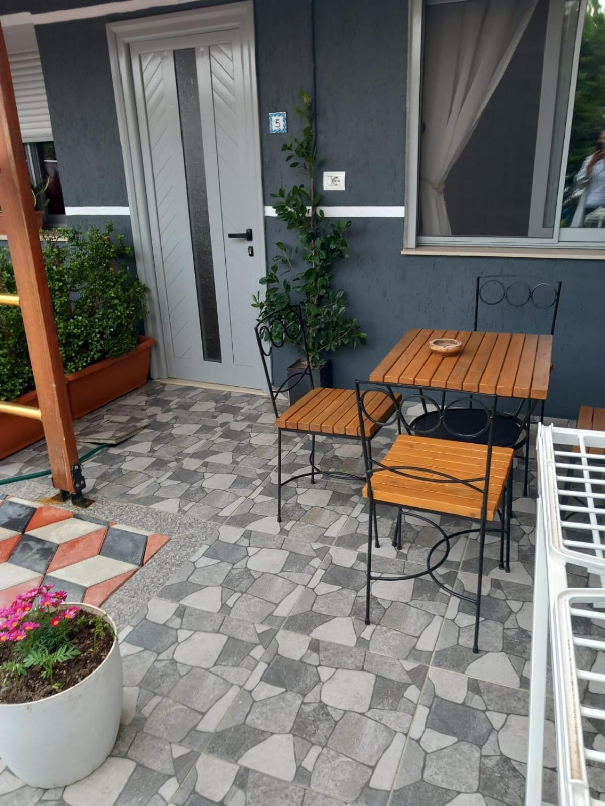 Villa Heljos Apartaments Влёра Экстерьер фото